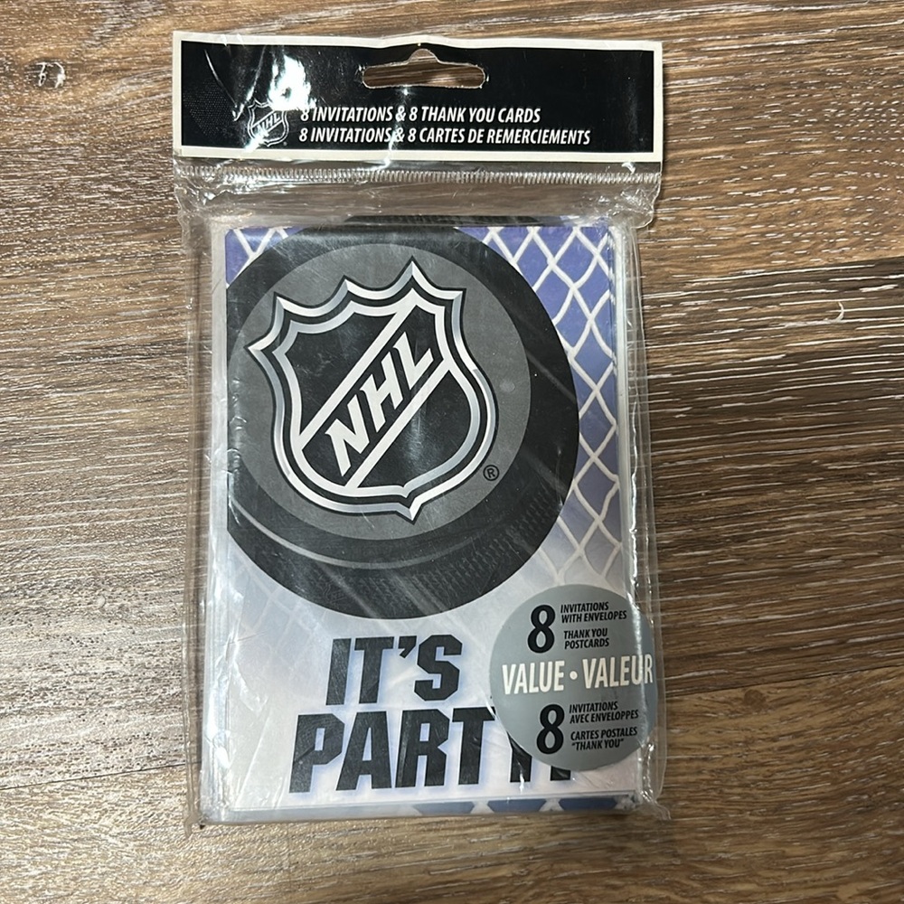 Designware NHL Party Invitations - Black and White